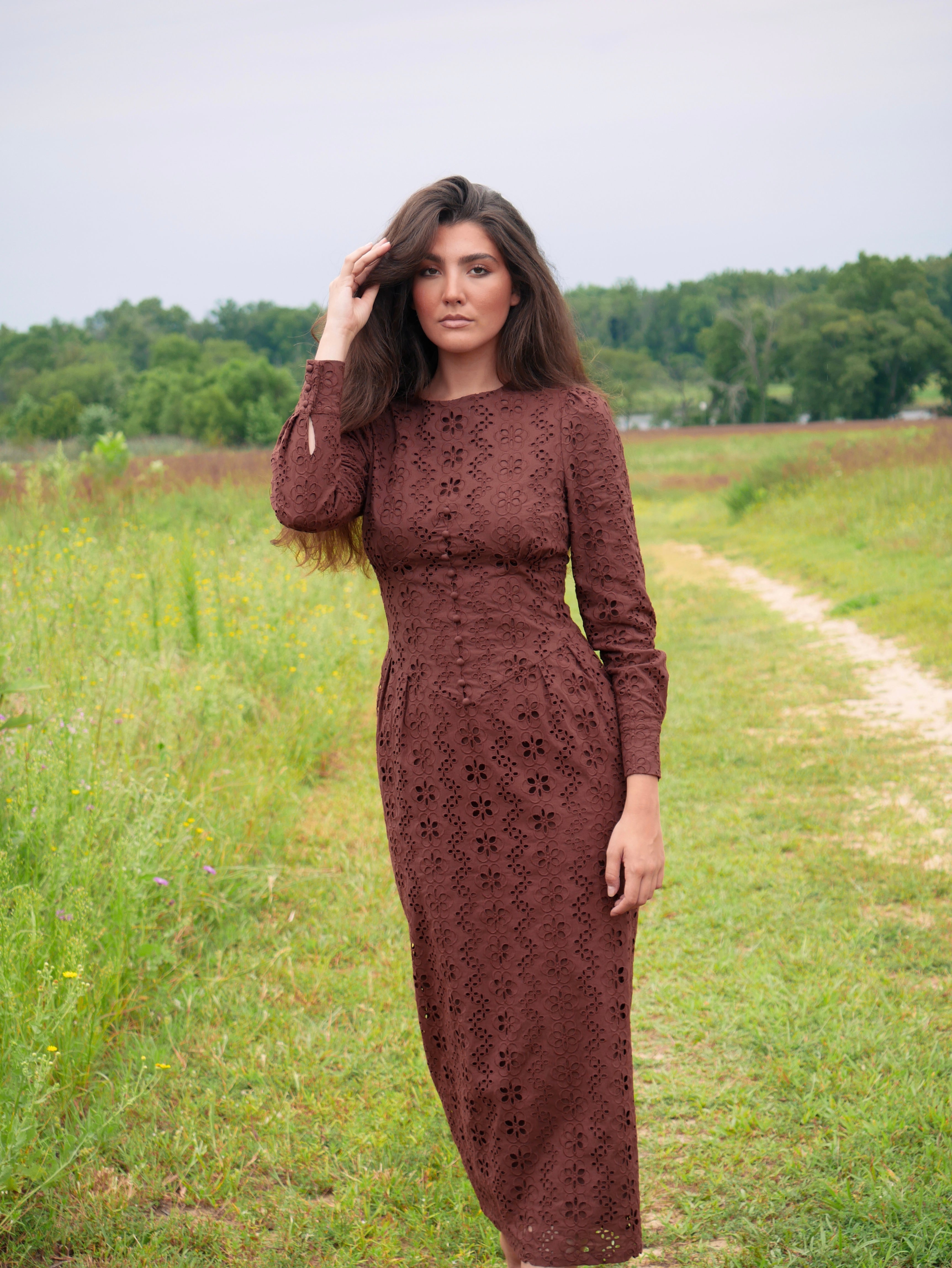 Daliah in Brown