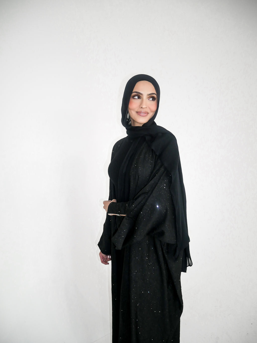 MINA OPEN ABAYA