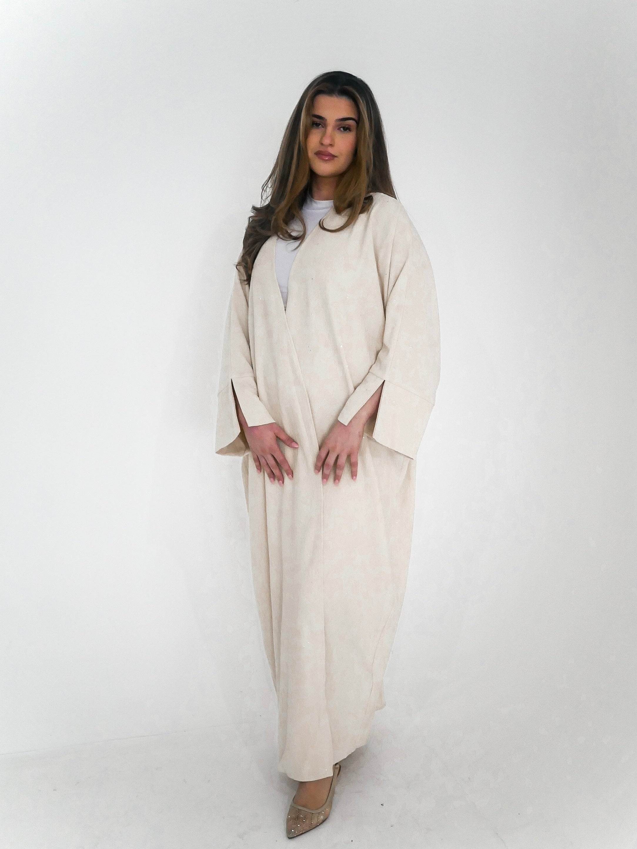 MINA OPEN ABAYA